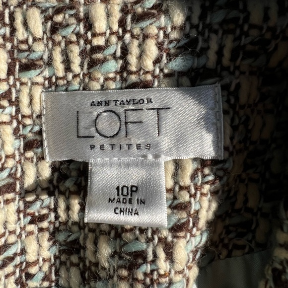 Women’s  Ann Taylor LOFT Cream, Turquoise, Brown Blazer - Picture 4 of 5